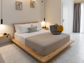 Capella Town, Skiathos